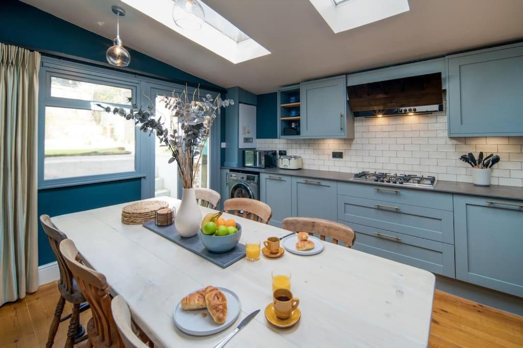Captain'S Cottage - Central West Cowes - Spacious, Entire 1-Bed Home Exterior photo